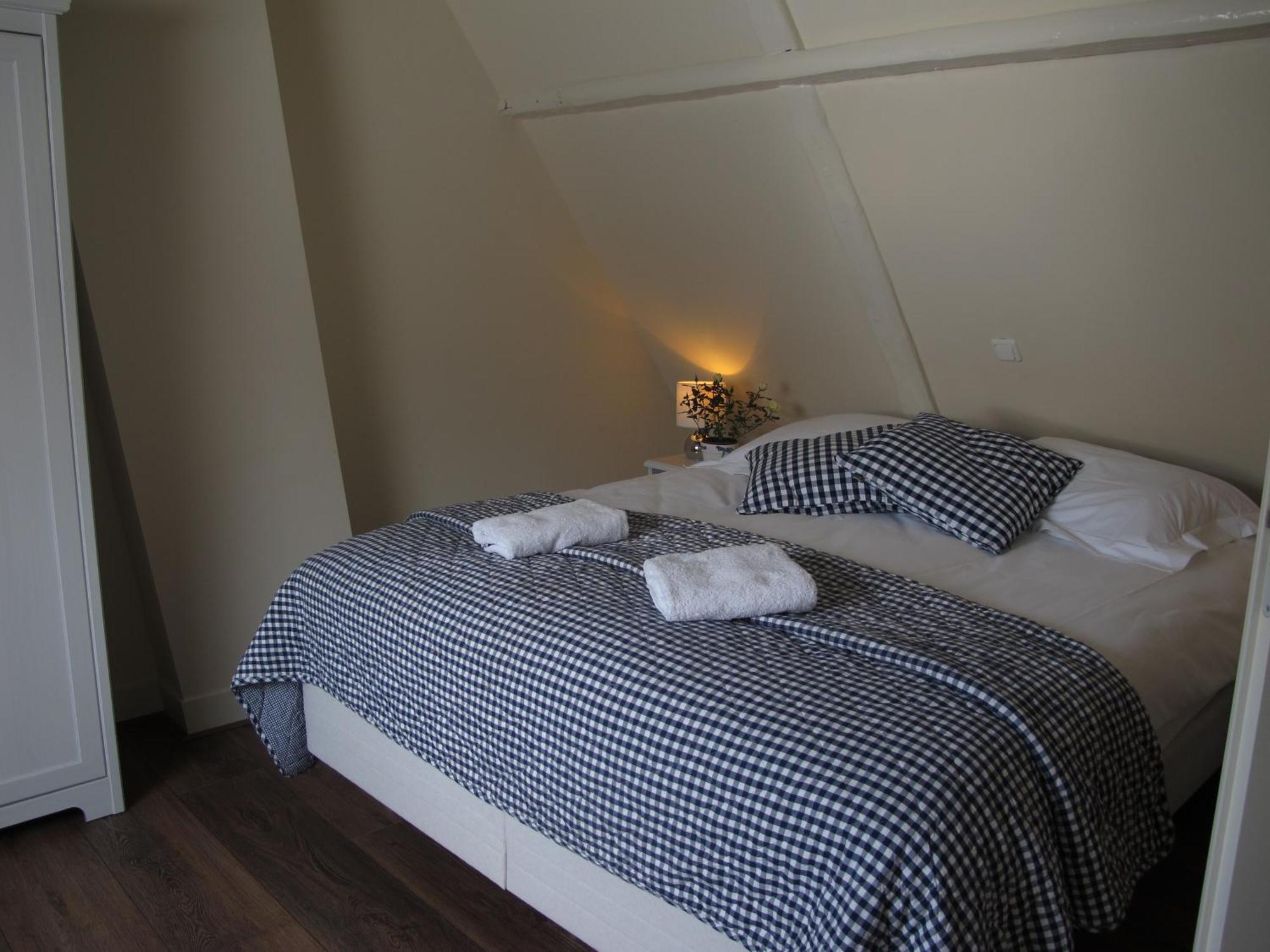 De Thuiskamer In Grou Als B&B Of Vakantiehuis Luaran gambar